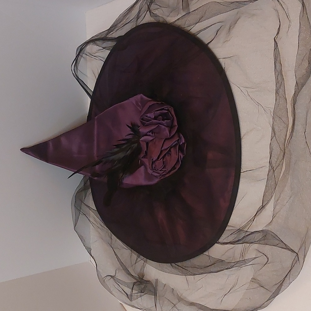 WITCH HAT PURPLE BLACK VEIL PURPLE AND BLACK STRIP TIGHTS SIZE ONE SIZE 2 PEICE - Picture 3 of 5